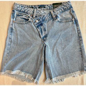 Wild Fable High Rise Bermuda Jean Shorts Raw Hem Asymmetrical Button Fly 2/26